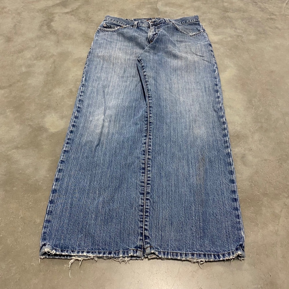 Eddie Bauer Mens Wide Leg Relaxed Denim Jeans Blue Distressed Frayed Hem 31x30